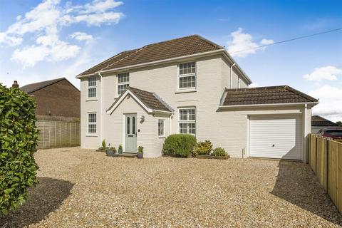 4 bedroom detached house for sale, Titchfield Road, Fareham PO14