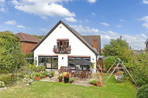 5 bedroom detached house for sale, Bellhouse Road, Leigh-on-Sea, Essex, SS9