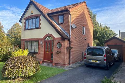 3 bedroom detached house for sale, Moulton Close, Kingsmead, Northwich