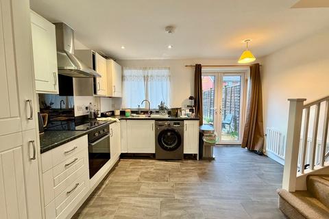 2 bedroom terraced house to rent, Pitt Park, Exeter EX5