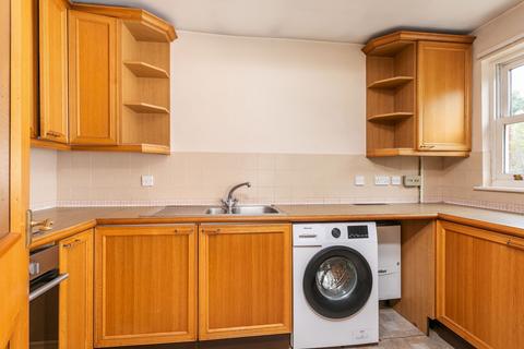 2 bedroom flat for sale, Mead Road, St. Cross Mede Mead Road, SO23