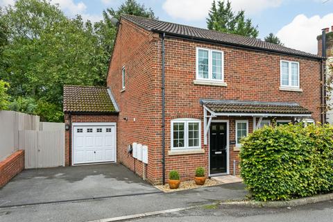 2 bedroom end of terrace house for sale, Northfields, Twyford, SO21