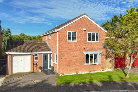 11 Crownsmead, Northampton, NN4 9XP