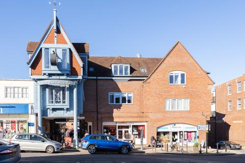 1 bedroom apartment for sale, St. Martins Walk, Dorking