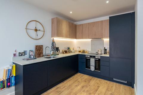 1 bedroom apartment for sale, St. Martins Walk, Dorking