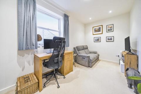 2 bedroom flat for sale, Friern Road, East Dulwich