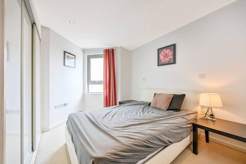 1 bedroom flat to rent, Church Street East, Woking, GU21