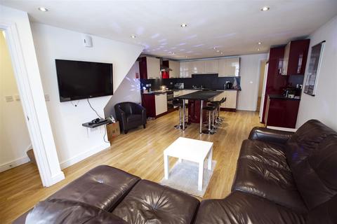 6 bedroom house to rent, Coronation Road, Birmingham B29