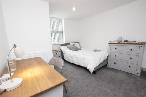 undefined, Raddlebarn Road, Birmingham B29