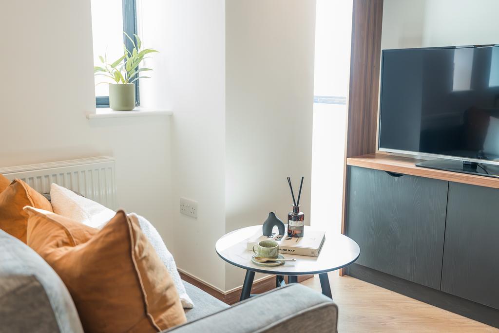 Apartment in Leeds, West Yorkshire - View 3