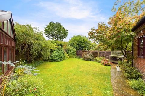 3 bedroom detached house for sale, Park Close, Barford, Norwich