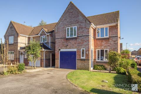 5 Bracken Drive, Attleborough, NR17 1TA