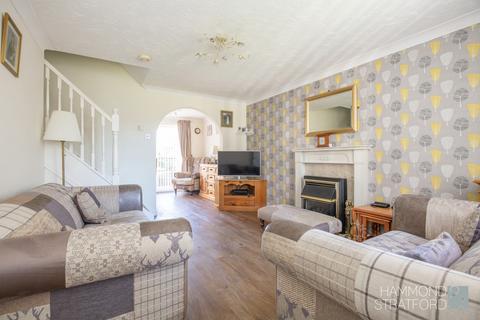 5 Bracken Drive, Attleborough, NR17 1TA