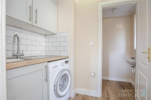 5 Bracken Drive, Attleborough, NR17 1TA