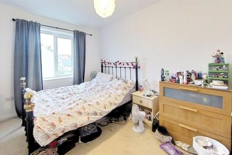 2 bedroom house to rent, Elliott Road, Birmingham B29