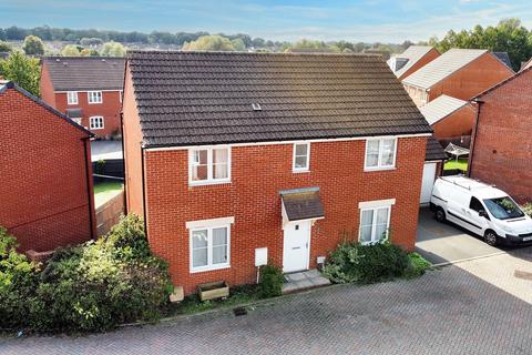 4 bedroom detached house for sale, Heeks Crescent, Trowbridge BA14