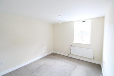 3 bedroom townhouse to rent, Stanhope Street, Nottingham NG10