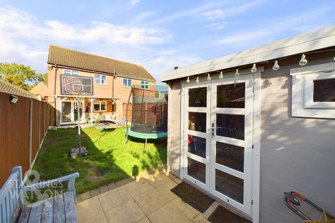 3 bedroom semi-detached house for sale, Homebred Lane, Loddon, Norwich