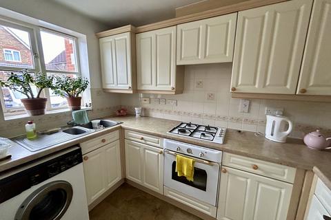 2 bedroom semi-detached house for sale, Dairyglen Avenue, Cheshunt