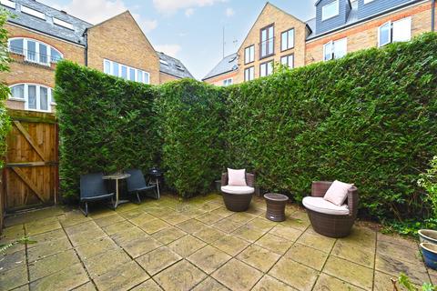 4 bedroom terraced house for sale, London E1W