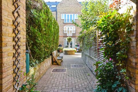 163 Wapping High Street, London, E1W 3NQ