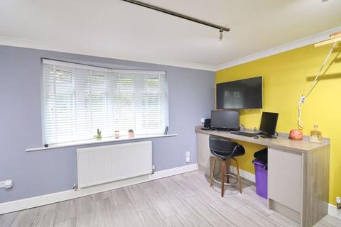 12 Grosvenor Close, Worsley, Manchester, M28 3RZ