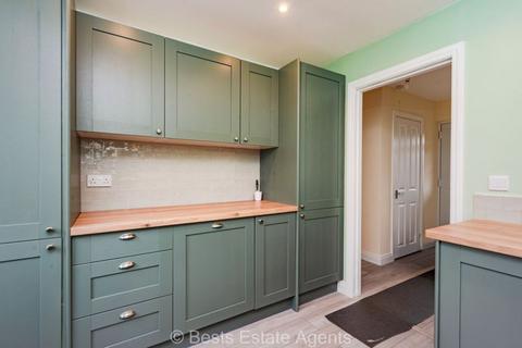 16 Adlington Road, Windmill Hill, Runcorn, WA7 6NE