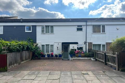 30 Dell Crescent, Northampton, NN3 8SG