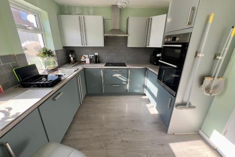 30 Dell Crescent, Northampton, NN3 8SG