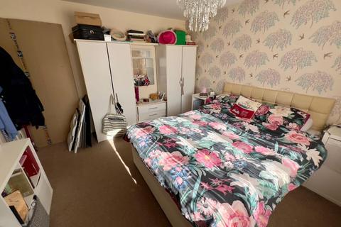 30 Dell Crescent, Northampton, NN3 8SG