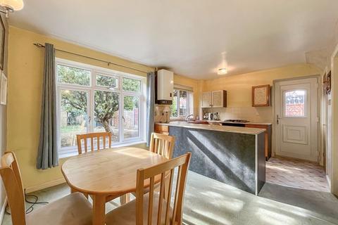 39 Abbeyfield Road, Bushbury, Wolverhampton, WV10 8TH