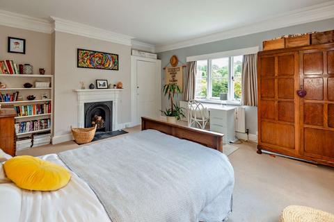 Woodcot Abinger Lane, Abinger Common, Dorking, RH5 6JF