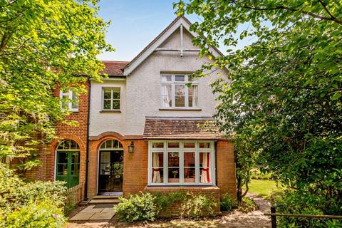 Woodcot Abinger Lane, Abinger Common, Dorking, RH5 6JF