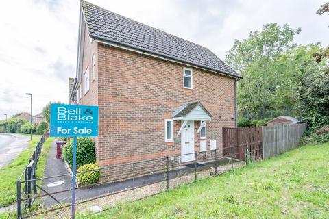 3 bedroom end of terrace house for sale, Meadowside Walk, Chichester