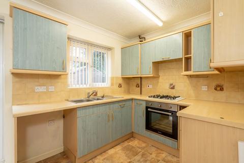 3 bedroom end of terrace house for sale, Meadowside Walk, Chichester