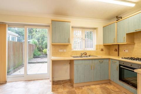 3 bedroom end of terrace house for sale, Meadowside Walk, Chichester