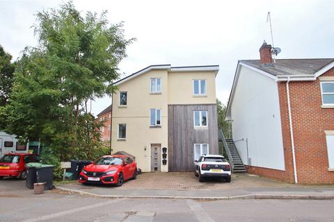 2 bedroom apartment to rent, Crane Drive, Verwood, Dorset, BH31