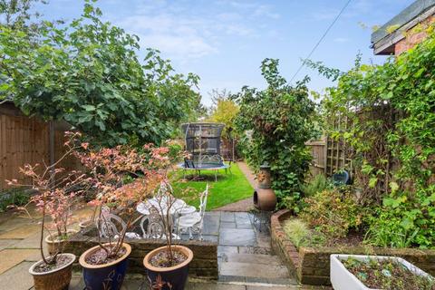 96 Ribblesdale Avenue, Northolt, UB5 4NH