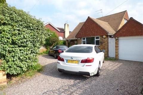 undefined, Downs Road, Langley