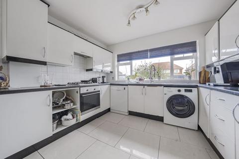 undefined, Downs Road, Langley
