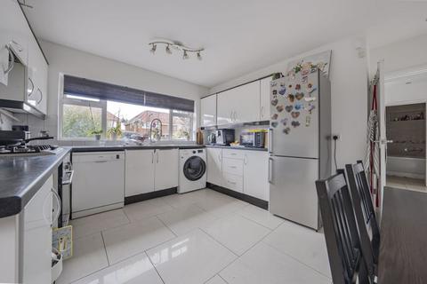 undefined, Downs Road, Langley