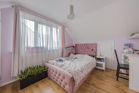 20 Downs Road, Slough, SL3 7BS