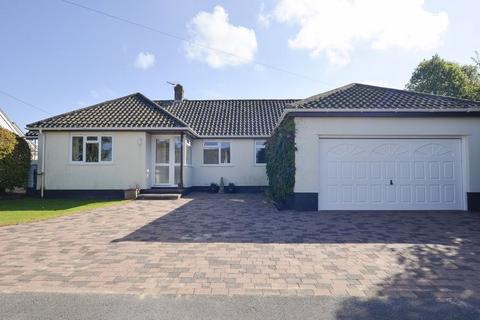 2 Churston Close, Galmpton, Brixham, TQ5 0LP