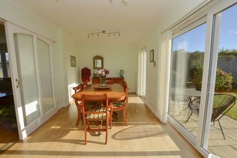 2 Churston Close, Galmpton, Brixham, TQ5 0LP