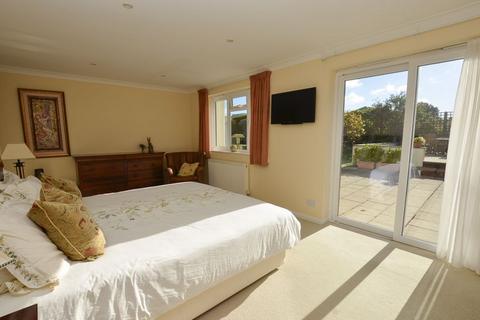 2 Churston Close, Galmpton, Brixham, TQ5 0LP