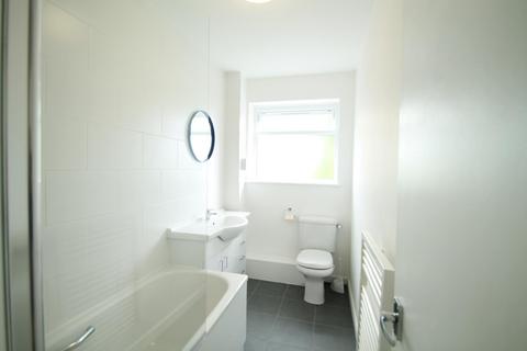 2 bedroom property to rent, Woodville Gardens, Lovelace Road, Surbiton, KT6