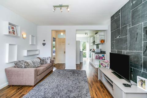 2 bedroom flat to rent, Grove Court, Grove Road, Surbiton, KT6