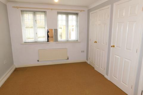 2 bedroom apartment to rent, Stockdale Drive, Whittle Hall, WA5