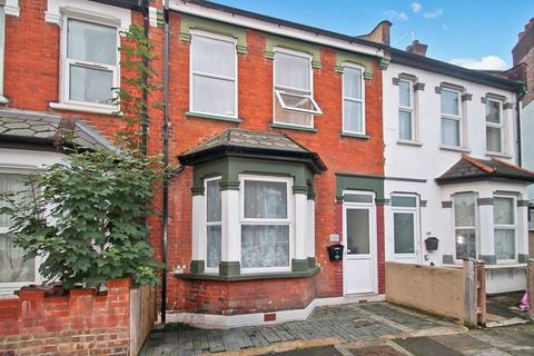 3 bedroom terraced house for sale, Herga Road, Harrow