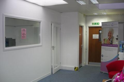 Office to rent, High Street, Chesham